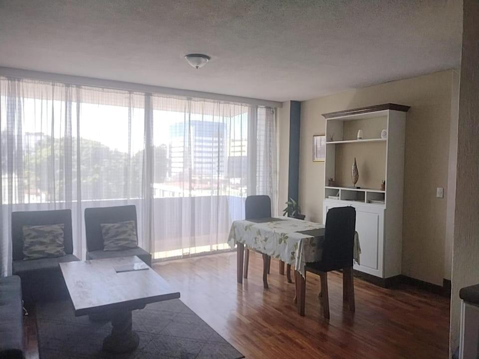 Apartamento 505 Cortijo Reforma Zona 9 Città del Guatemala Esterno foto